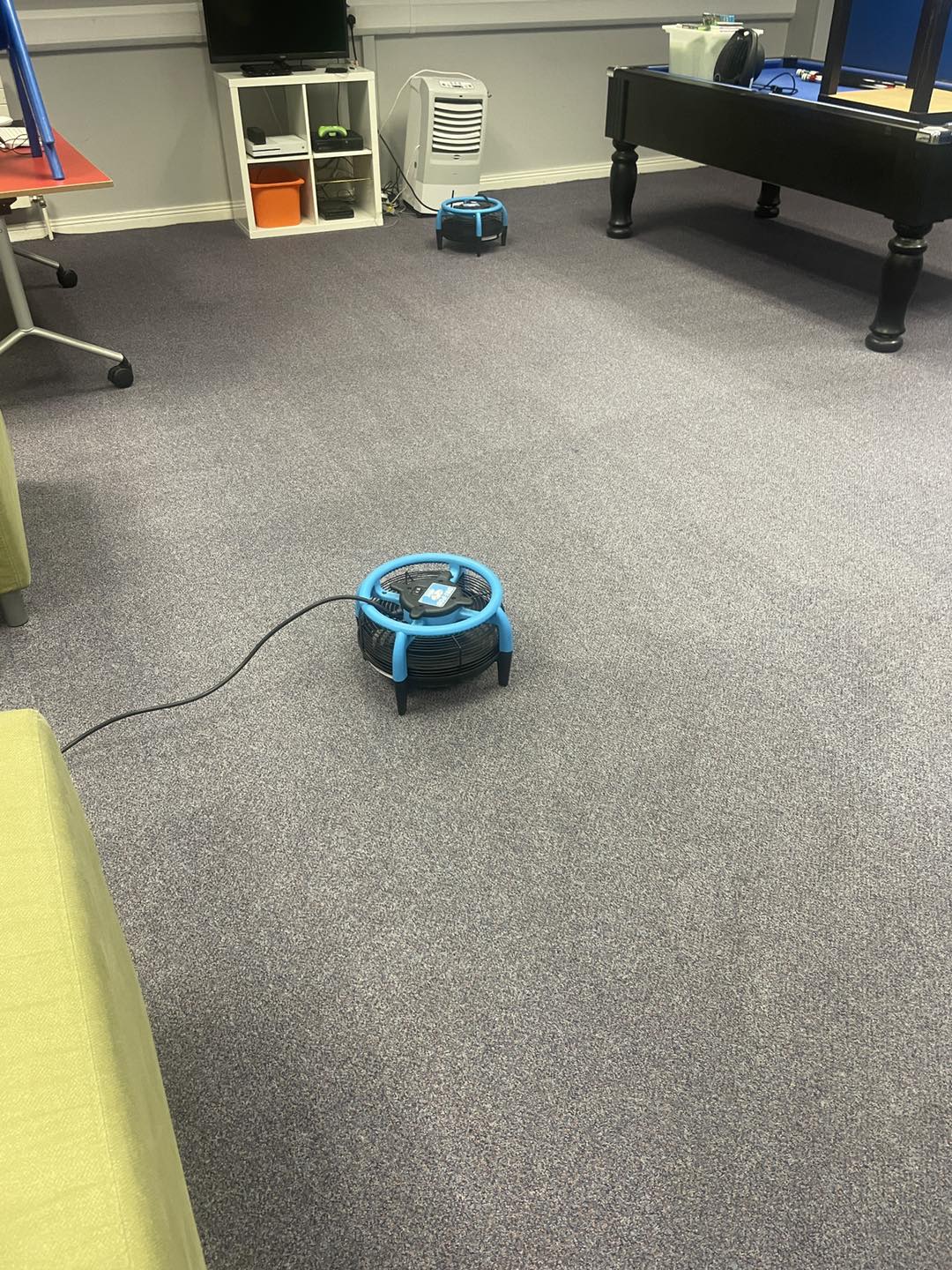 Commercial carpet cleaning